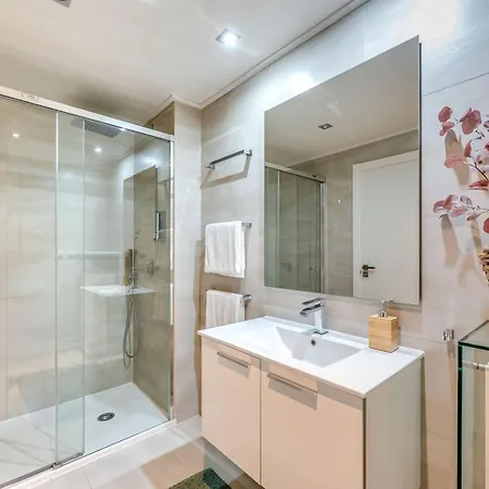 Newly Built 3 Bdrm Lavish Penthouse Next To Apartment