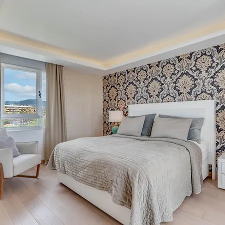 公寓 Newly Built 3 Bdrm Lavish Penthouse Next To *